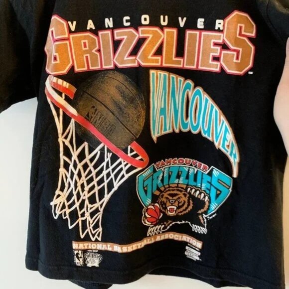 VINTAGE 90S YOUTH VANCOUVER GRIZZLIES T-SHIRT SMALL - Picture 5 of 6